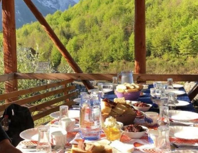 Guest House Kukaj Valbone Luaran gambar